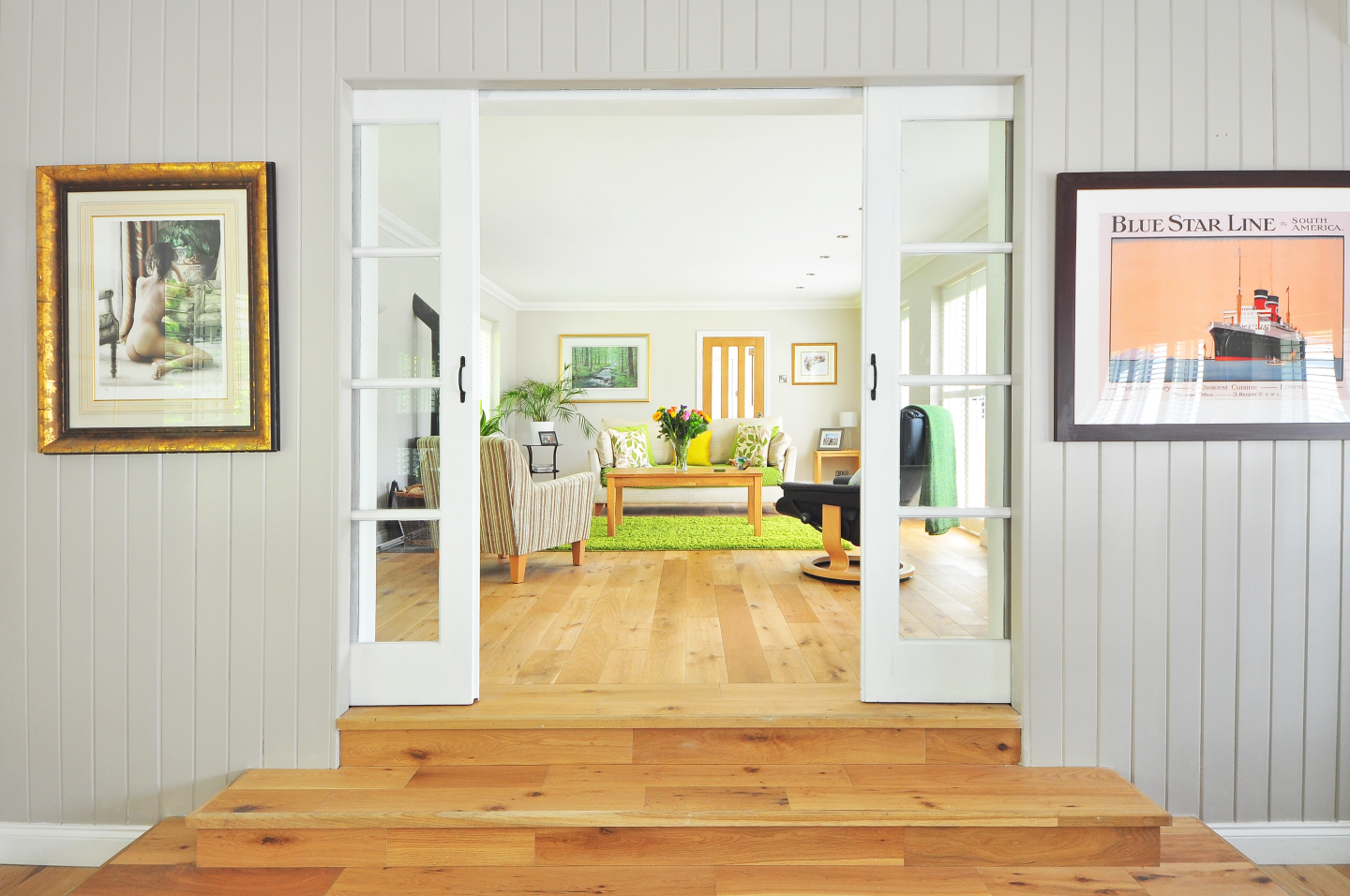 The Pros and Cons of Solid Hardwood, Engineered Hardwood, Laminate and Vinyl Flooring.