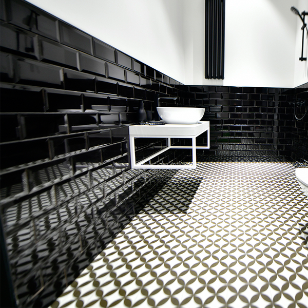 GLOSSY BLACK BEVEL SUBWAY TILE